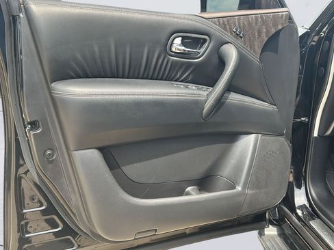 Used 2022 Nissan Armada Platinum w/ Captain's Chairs Package AWD/4WD image 8