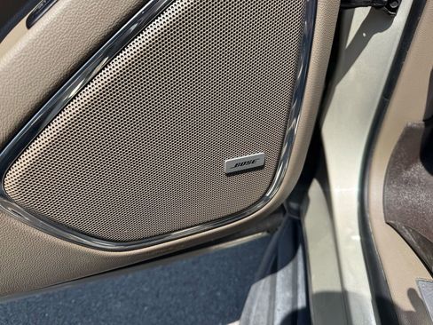 Used 2016 Chevrolet Suburban LT AWD/4WD image 14