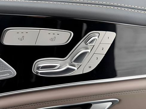 Used 2021 Mercedes-Benz AMG GT 43 image 26