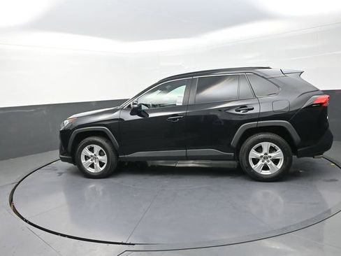 Used 2021 Toyota RAV4 XLE w/ Convenience Package image 73