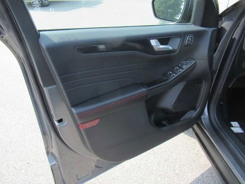 New 2025 Ford Escape ST-Line Select w/ Tech Pack #2 AWD/4WD image 21