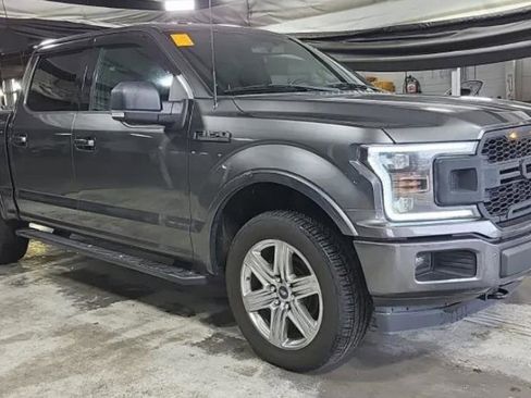 Used 2018 Ford F150 XLT w/ Equipment Group 302A Luxury AWD/4WD image 4