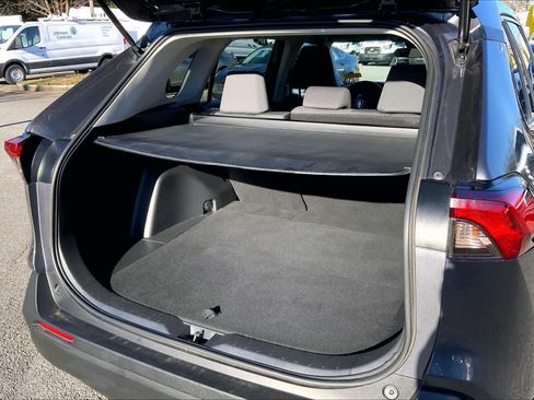Used 2024 Toyota RAV4 XLE image 63