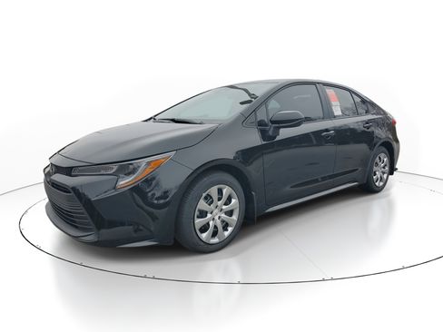 New 2026 Toyota Corolla LE image 3