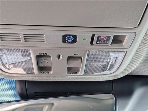 Used 2021 Honda Accord Touring image 13
