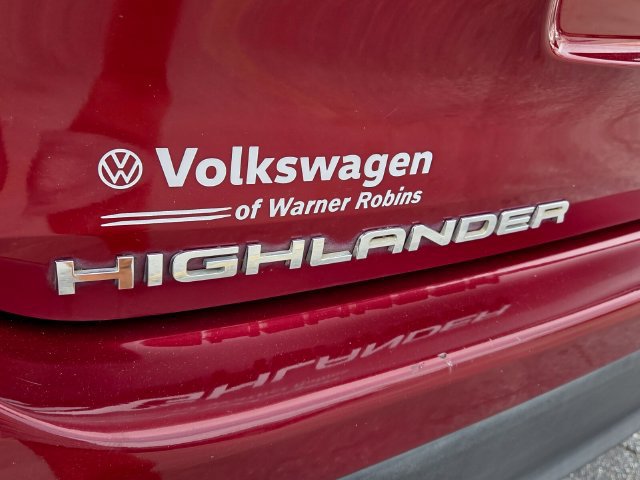 Used 2020 Toyota Highlander XLE FWD image 11