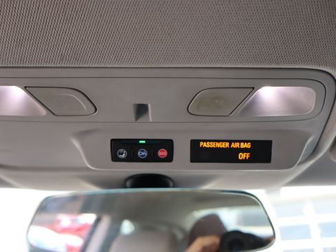 Used 2022 Chevrolet Camaro LT w/ Technology Package RWD image 27