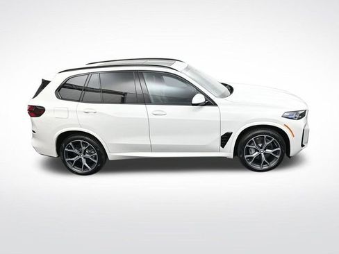 New 2026 BMW X5 xDrive40i w/ M Sport Package image 22