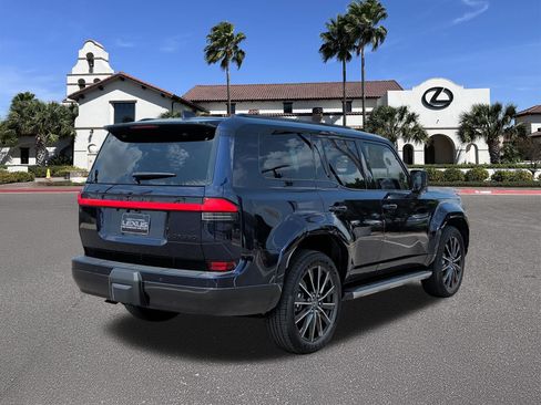 Certified 2026 Lexus GX 550 w/ Accessory Package (2T) AWD/4WD image 2