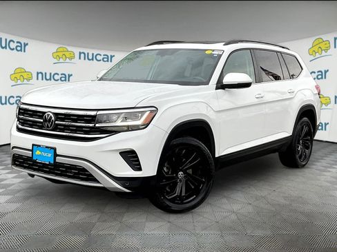 Used 2023 Volkswagen Atlas SE image 3