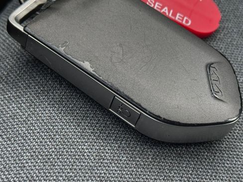 Used 2025 Kia K4 LXS image 23