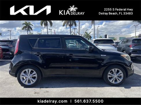 Used 2016 Kia Soul + image 2