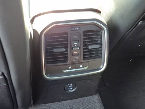 Used 2024 Porsche Macan S image 17