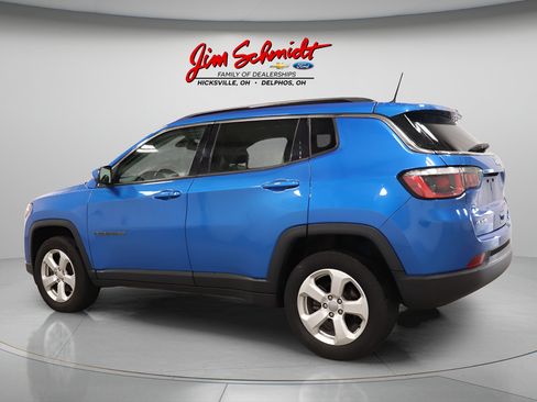 Used 2019 Jeep Compass Latitude AWD/4WD image 4