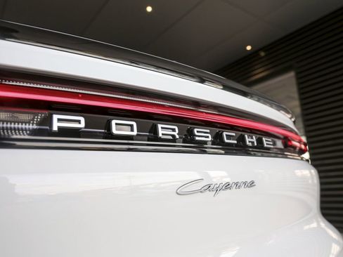 New 2025 Porsche Cayenne Coupe image 14