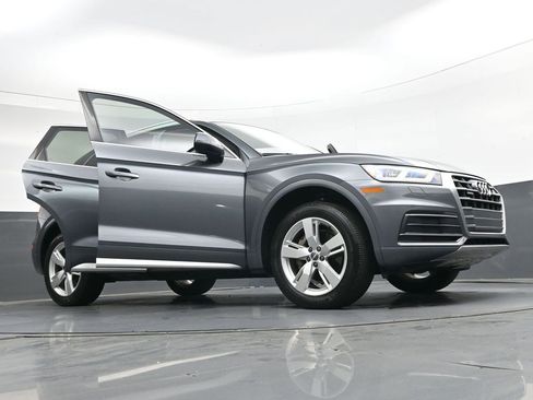Used 2018 Audi Q5 2.0T Premium Plus w/ Premium Plus Package AWD/4WD image 38