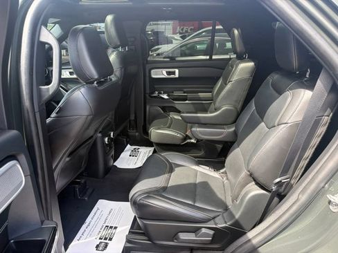 Used 2022 Ford Explorer ST w/ Equipment Group 401A AWD/4WD image 18
