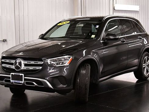 Used 2020 Mercedes-Benz GLC 300 4MATIC image 3