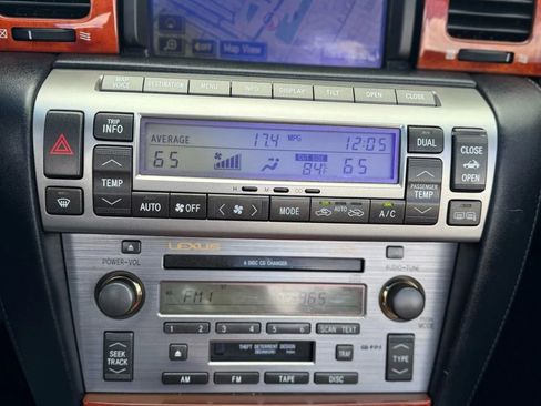 Used 2006 Lexus SC 430 Convertible image 31