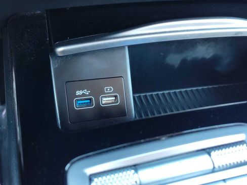 Used 2023 Genesis G80 2.5T image 24