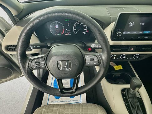 Used 2024 Honda HR-V LX image 14