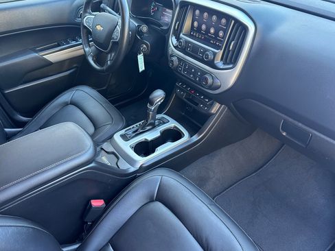 Used 2022 Chevrolet Colorado ZR2 image 18