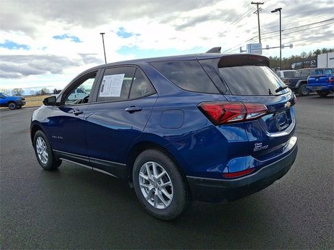 Used 2023 Chevrolet Equinox LS w/ LS Convenience Package image 8