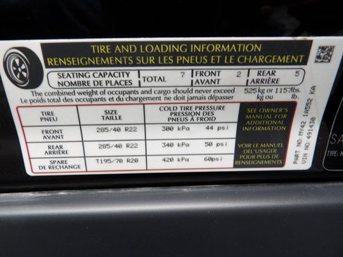 Used 2024 Land Rover Discovery Dynamic SE image 51