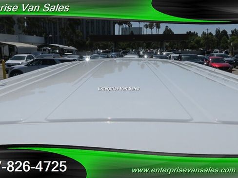 Used 2022 Ford Transit 350 XLT RWD image 19