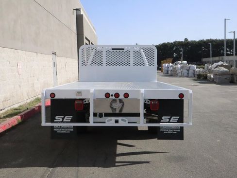 Used 2024 Ford F450 XL w/ XL Chrome Package image 5