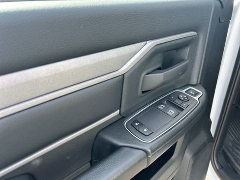 Used 2024 RAM 2500 Tradesman AWD/4WD image 18