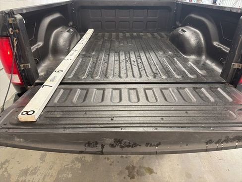 Used 2016 RAM 2500 Big Horn w/ Black Appearance Group image 8