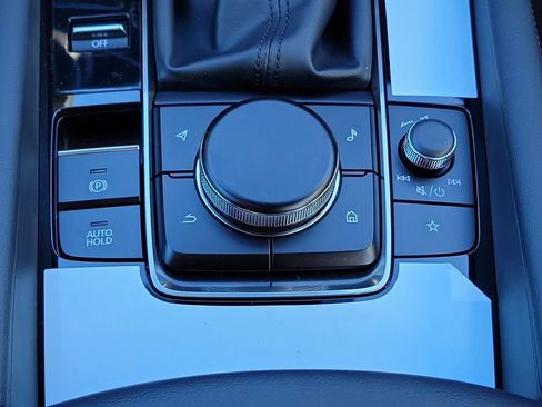 New 2026 MAZDA MAZDA3 Carbon image 30