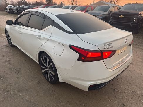 Used 2020 Nissan Altima 2.5 SR image 3