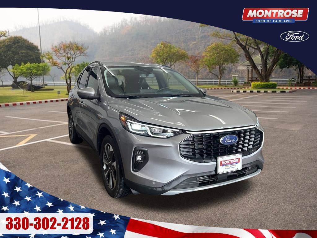 Used 2024 Ford Escape Platinum AWD/4WD image 1