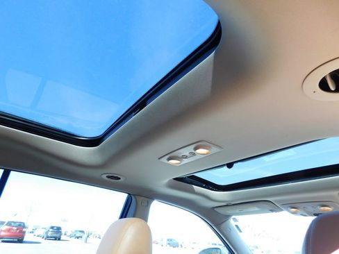 Used 2016 Buick Enclave Premium w/ Experience Buick Package image 6