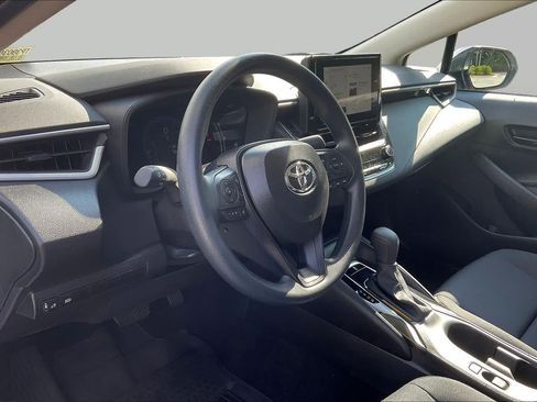 Used 2026 Toyota Corolla LE FWD image 17