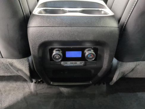 Used 2026 Buick Enclave Preferred AWD/4WD image 22