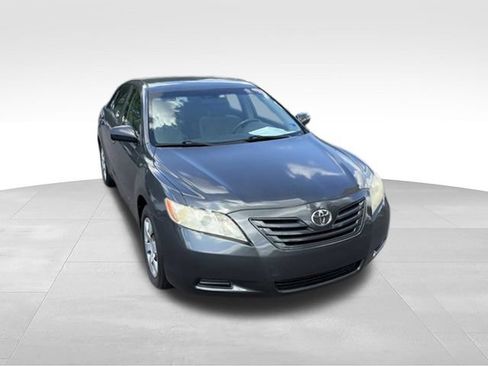 Used 2007 Toyota Camry LE FWD image 32
