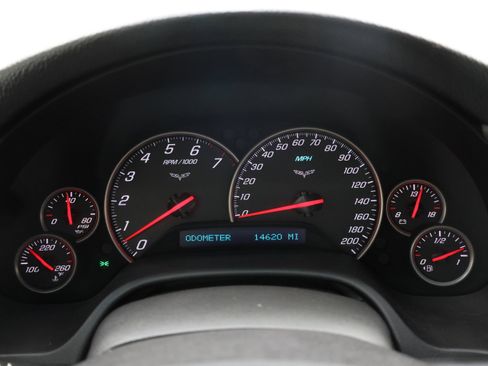 Used 2007 Chevrolet Corvette Coupe w/ Preferred Equipment Group image 9