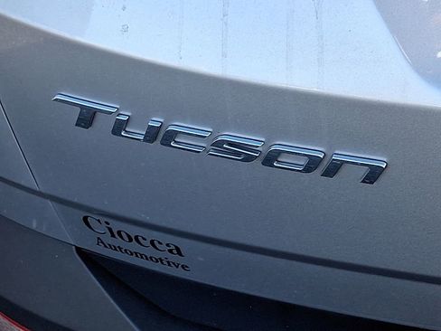 Used 2023 Hyundai Tucson Limited image 34