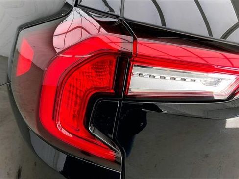 Used 2022 GMC Terrain SLE w/ Driver Convenience Package image 26