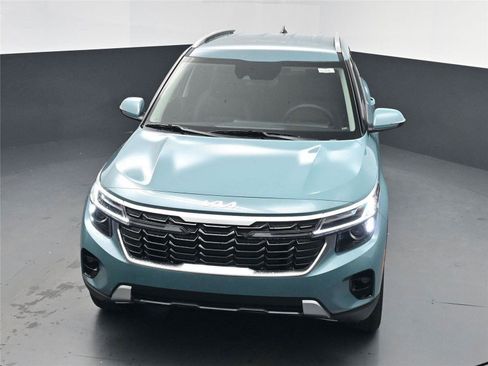 New 2026 Kia Seltos EX image 18