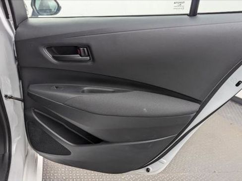 Used 2024 Toyota Corolla LE image 21