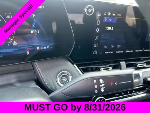 Used 2025 Chevrolet Equinox LT w/ Safety and Technology Package FWD image 25