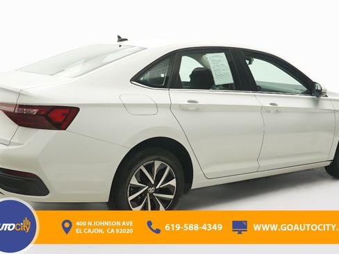 Used 2024 Volkswagen Jetta S image 6