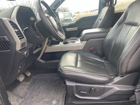 Used 2019 Ford F150 Lariat w/ Equipment Group 502A Luxury image 8