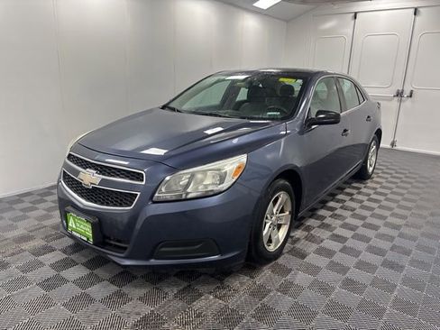 Used 2013 Chevrolet Malibu LS FWD image 3