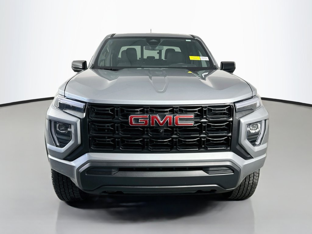 Used 2025 GMC Canyon Elevation w/ Technology Package RWD image 2