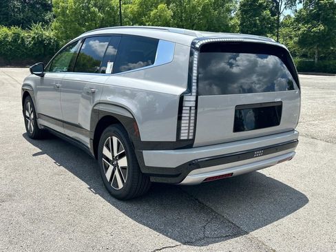 New 2026 Hyundai Ioniq 9 SEL image 5